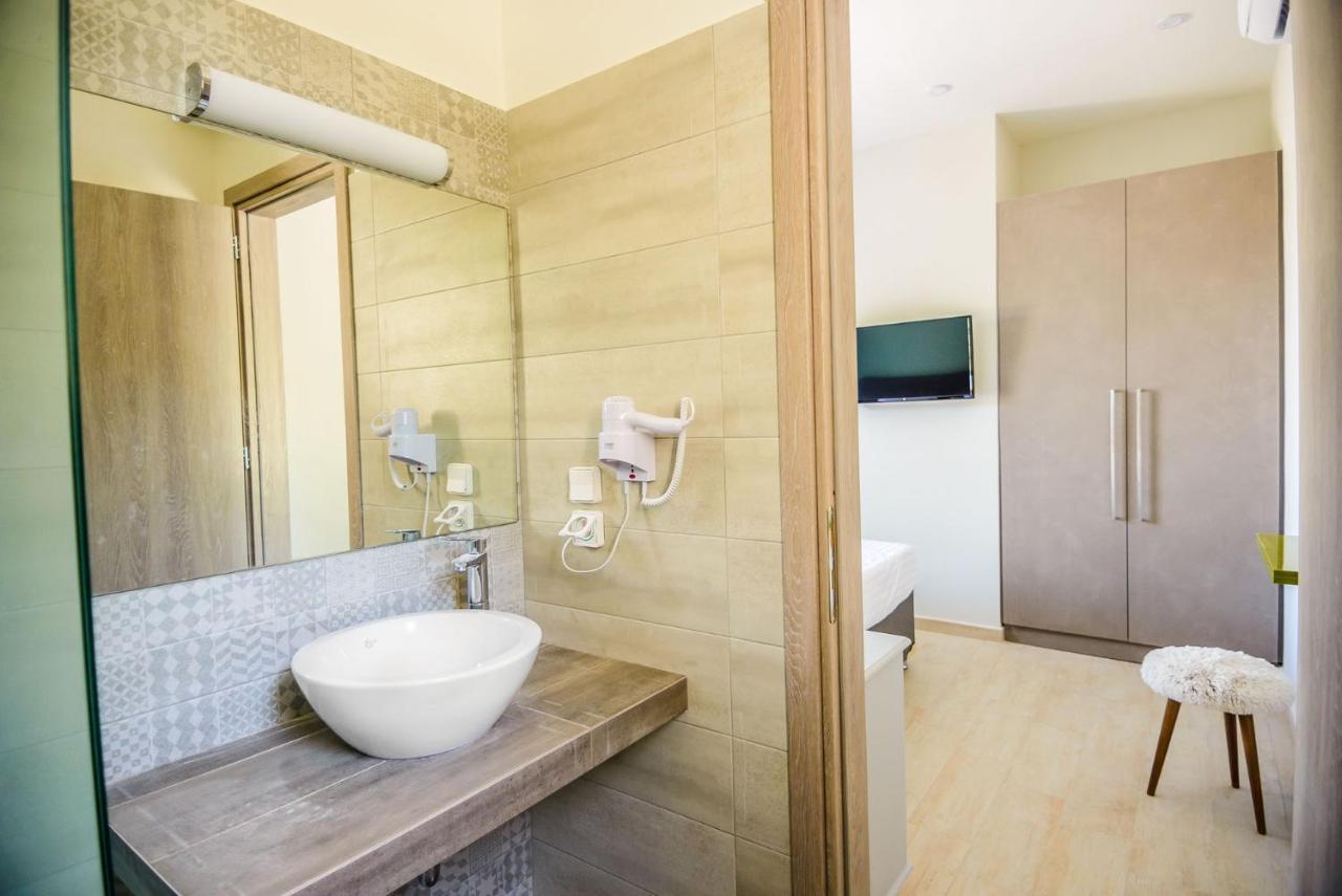 Tzogias Apartments Pan Ласи Екстериор снимка
