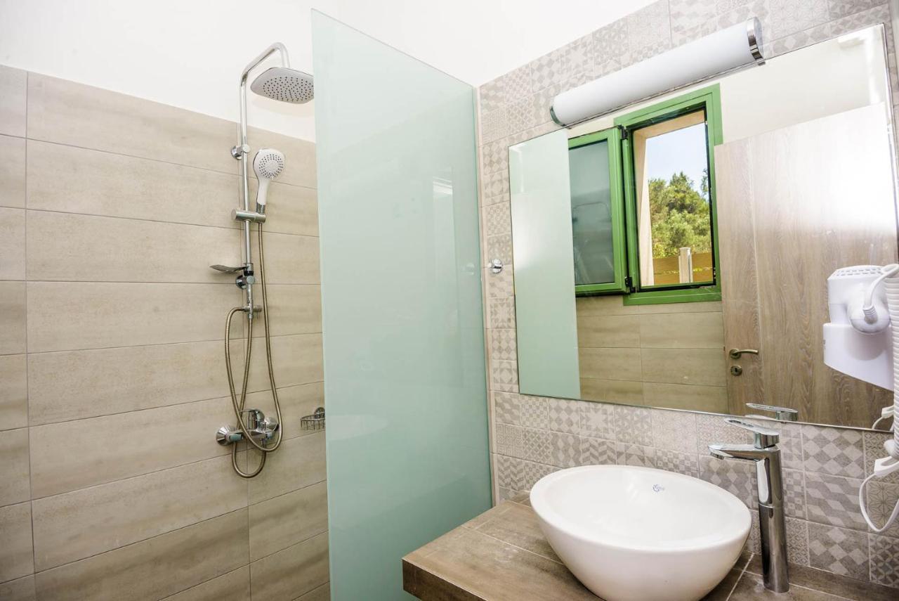 Tzogias Apartments Pan Ласи Екстериор снимка