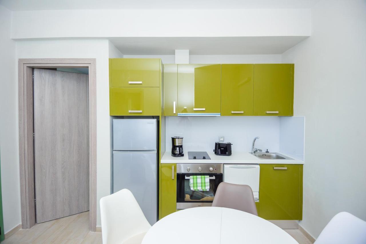 Tzogias Apartments Pan Ласи Екстериор снимка