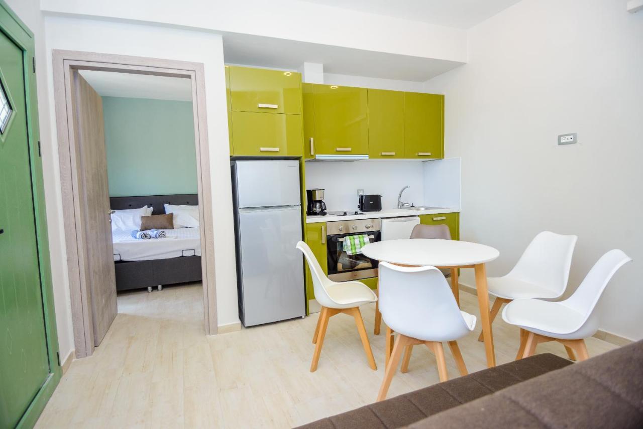 Tzogias Apartments Pan Ласи Екстериор снимка