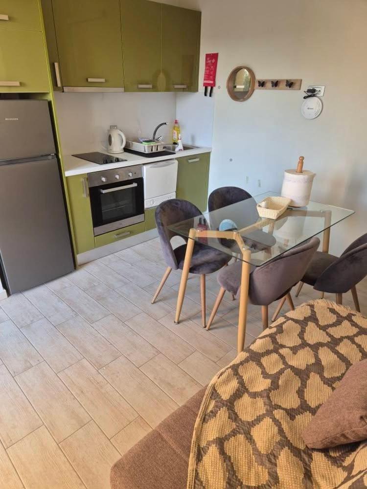 Tzogias Apartments Pan Ласи Екстериор снимка
