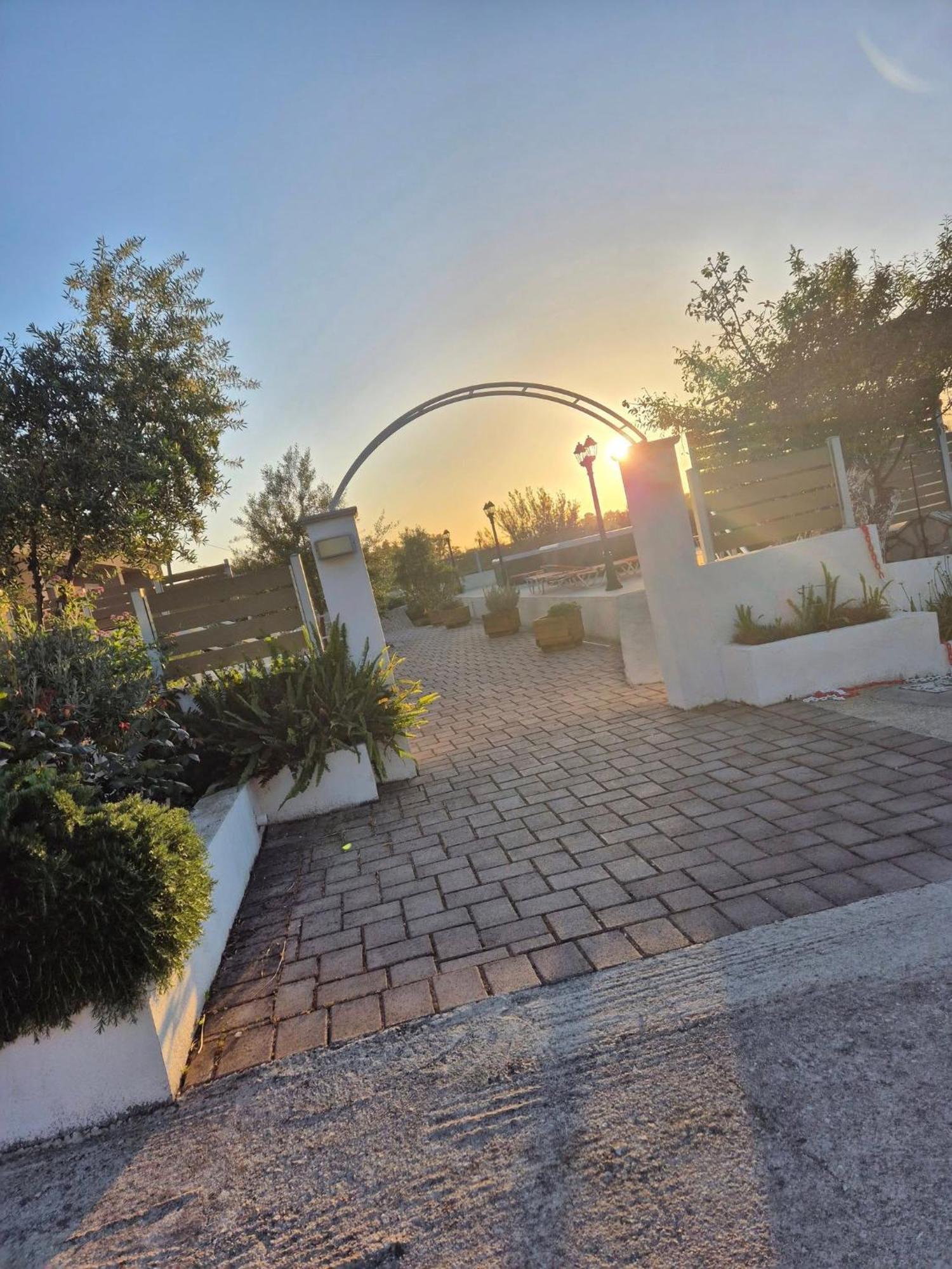 Tzogias Apartments Pan Ласи Екстериор снимка